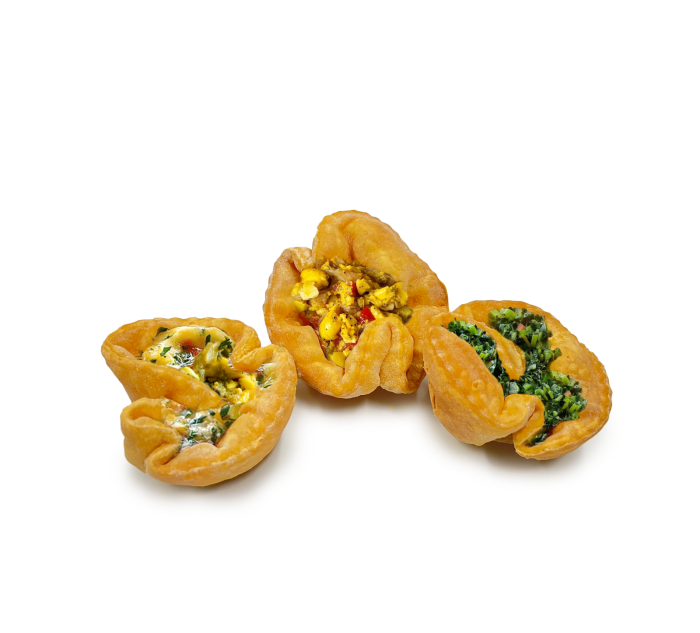 ReggaeEats-Groovy-Crown-with-toppings
